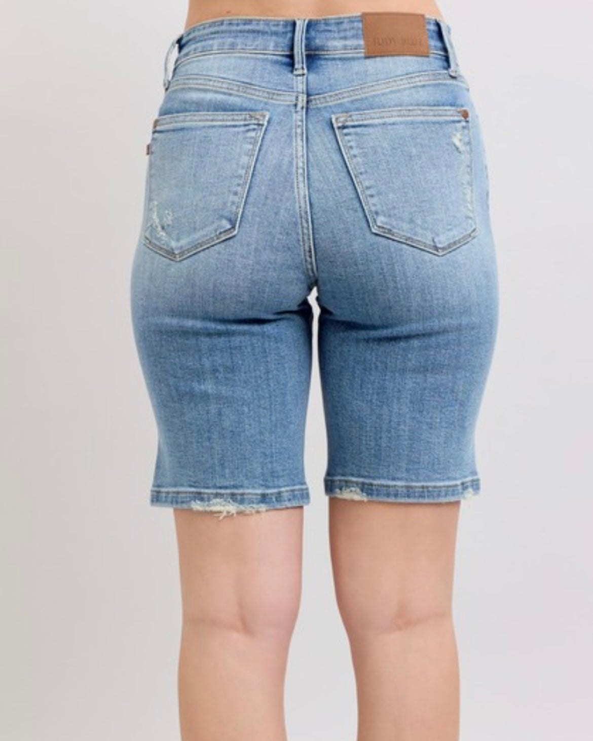 HW Vintage Wash Bermuda Shortsx