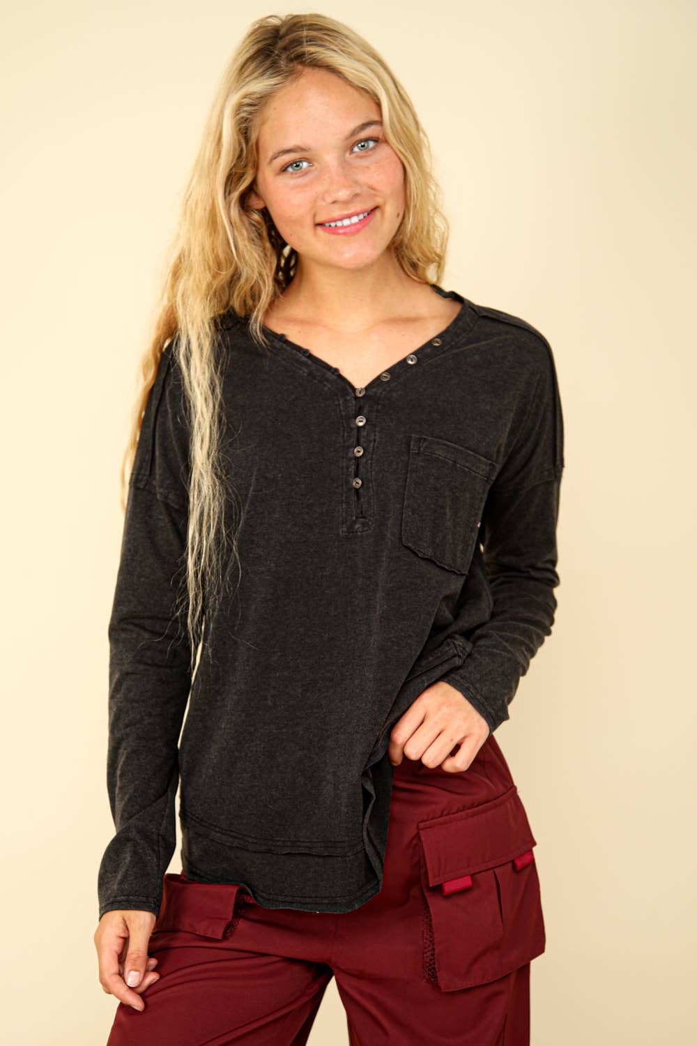 Mineral Washed Comfy Knit Top (black)