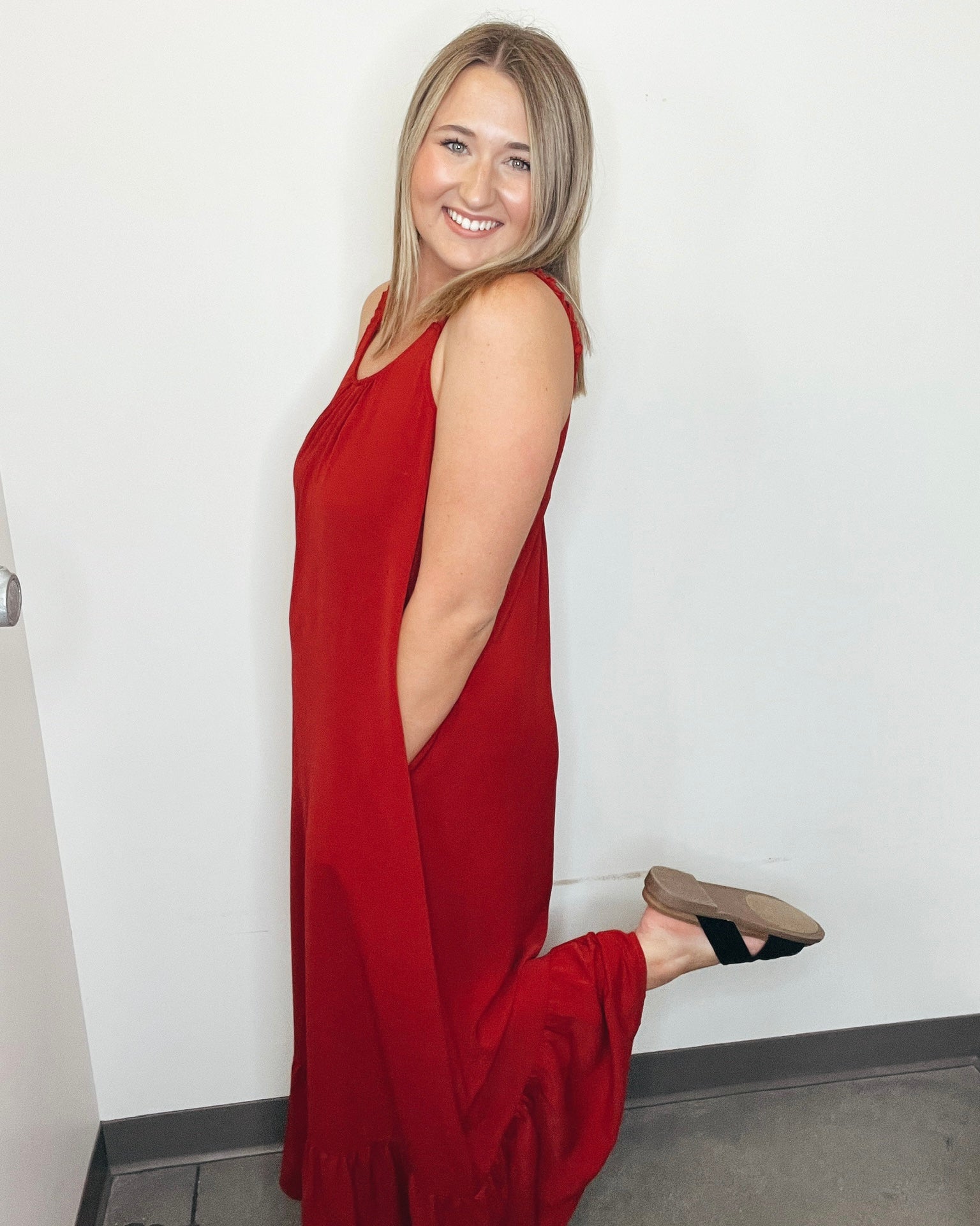 Red Sleeveless Maxi Dress