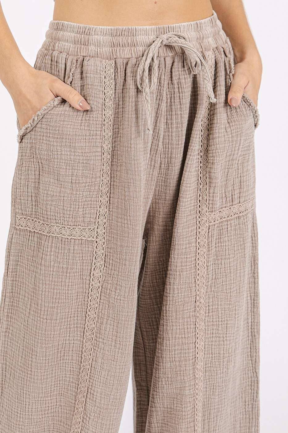 Lace Detail Elastic Waist Gauze Pants
