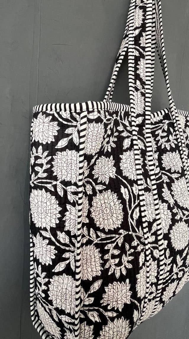 Black & White Floral Quilted Bag