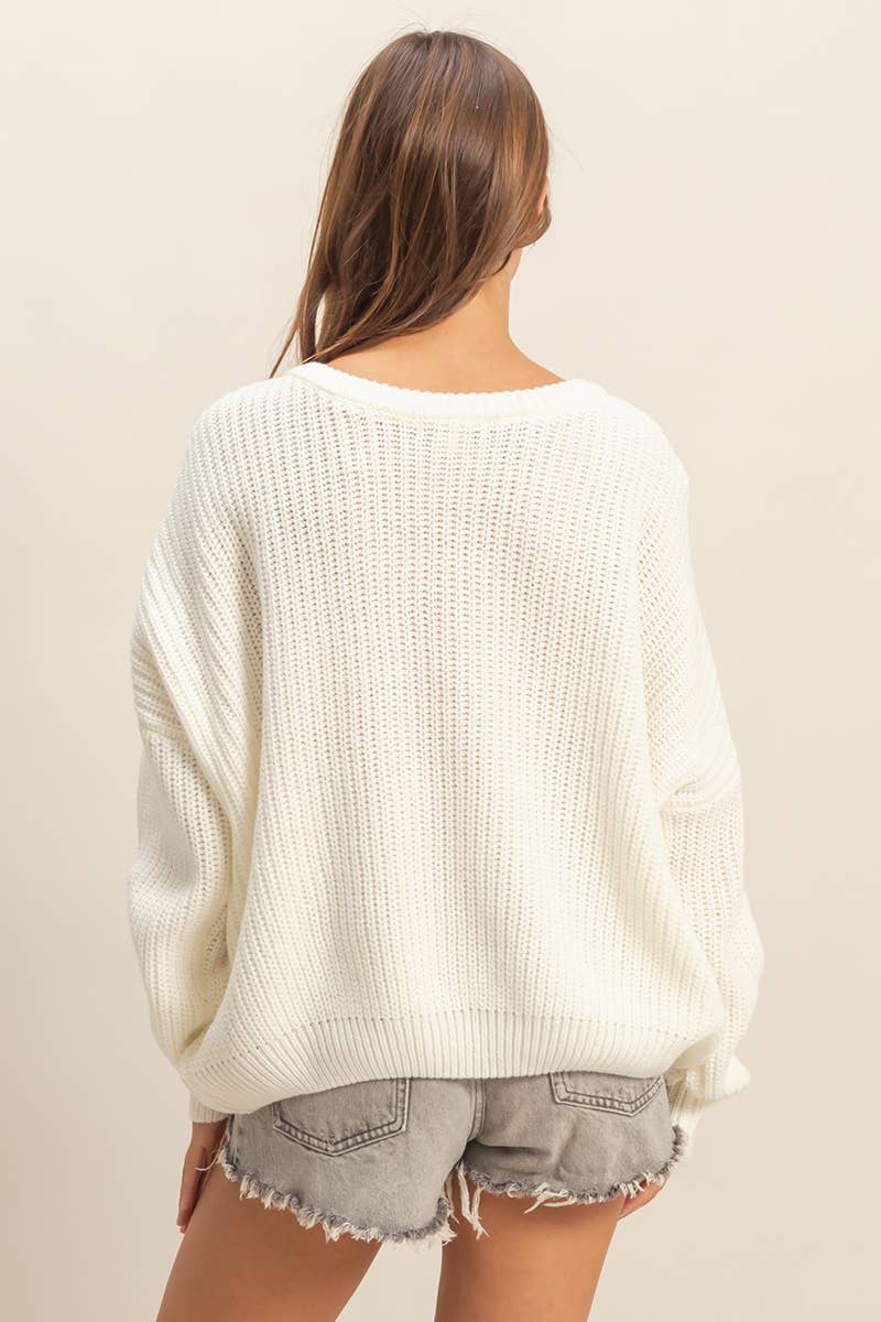 Oversized V-Neck Knit Sweater: WHITE