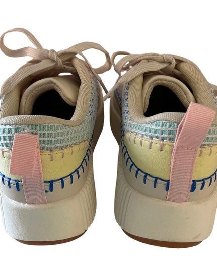 Timeless Sneaker