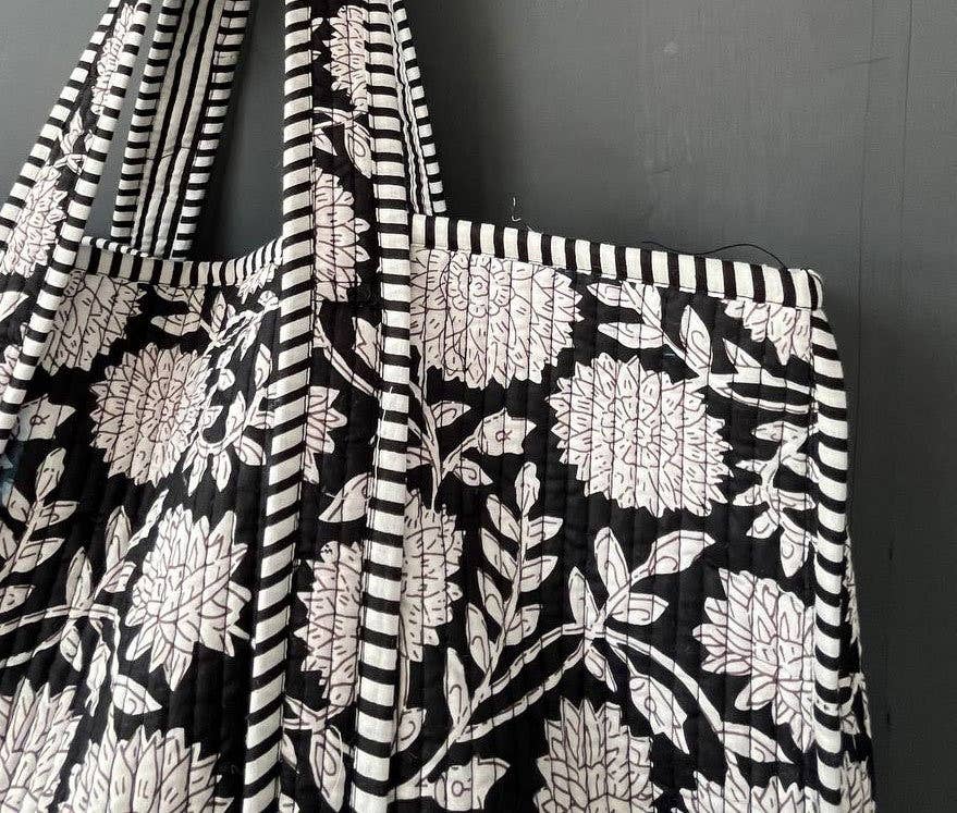 Black & White Floral Quilted Bag